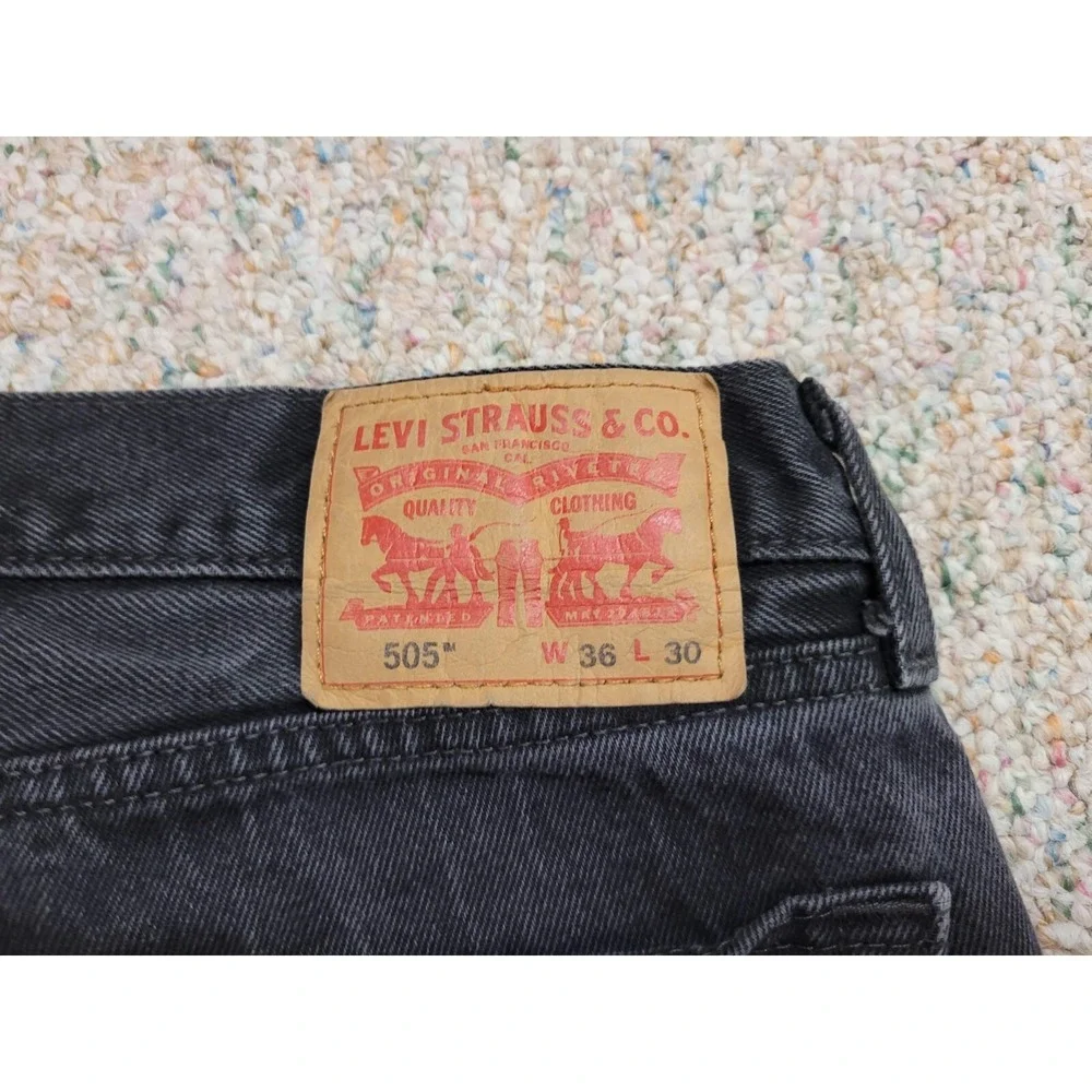 Levi's 505 Jeans Mens 36x30 Black Regular Fit Straight Leg Distressed Denim